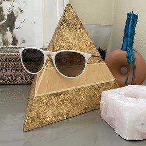 Custom Sunglass display holder